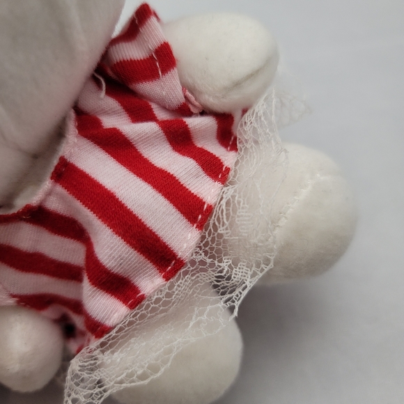 Hello Kitty/Dear Daniel 2015 Valentine's Day Plush - Picture 3 of 5